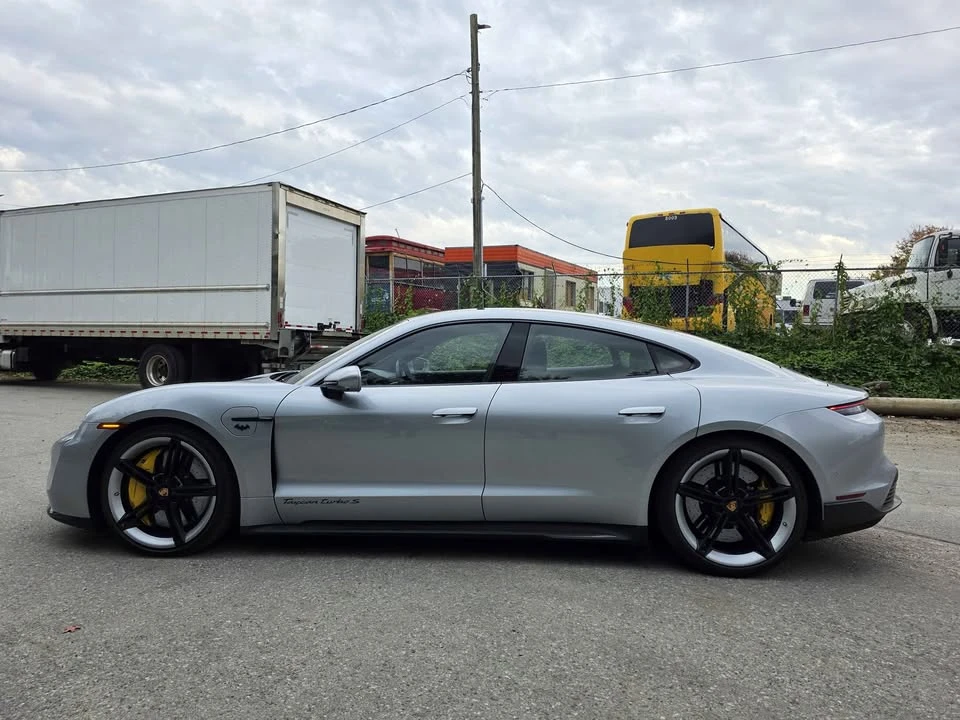 2020 Porsche Taycan - Image 6 of 16