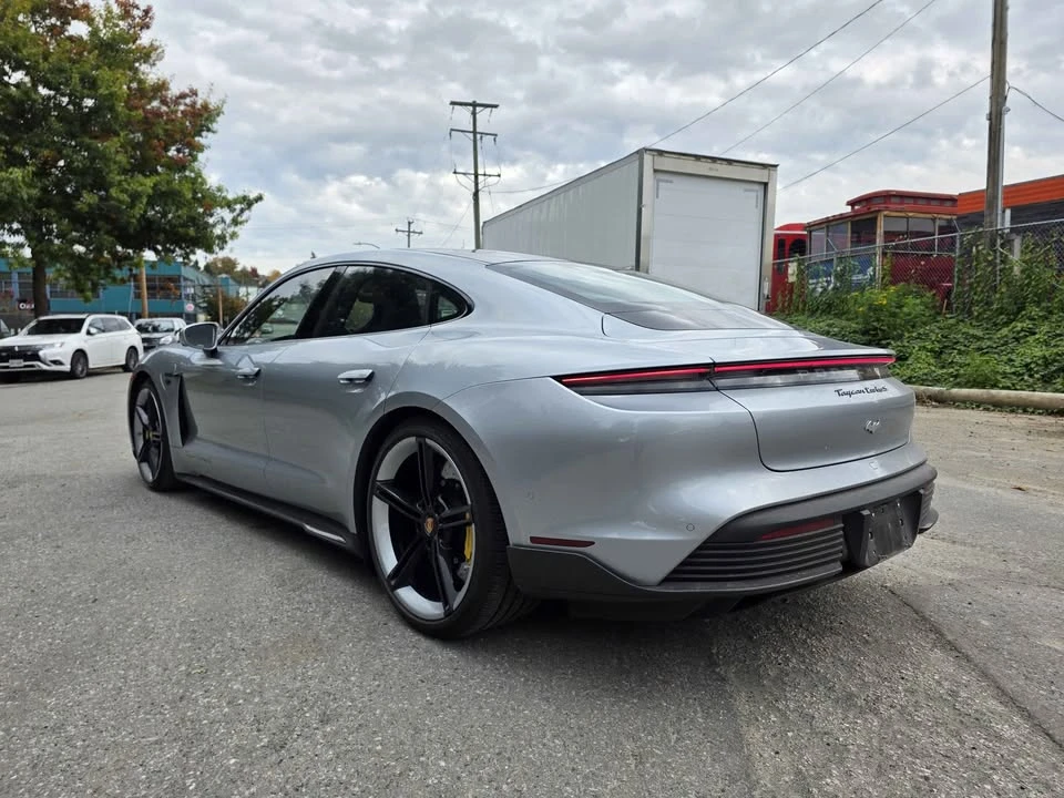 2020 Porsche Taycan - Image 5 of 16