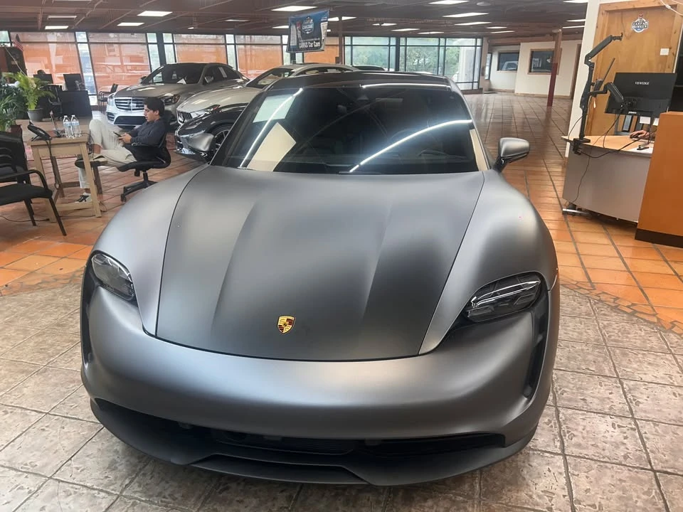 2020 Porsche Taycan - Image 5 of 6