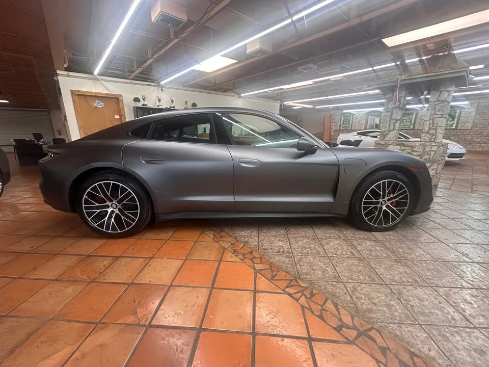 2020 Porsche Taycan - Image 6 of 6