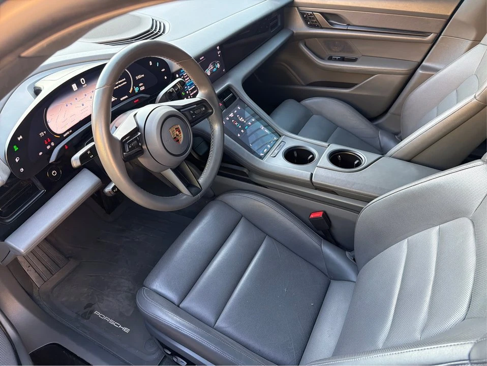 2020 Porsche Taycan - Image 9 of 19