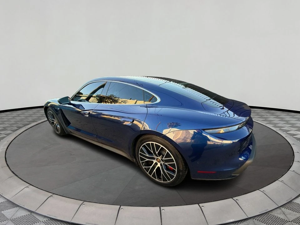 2020 Porsche Taycan - Image 7 of 19