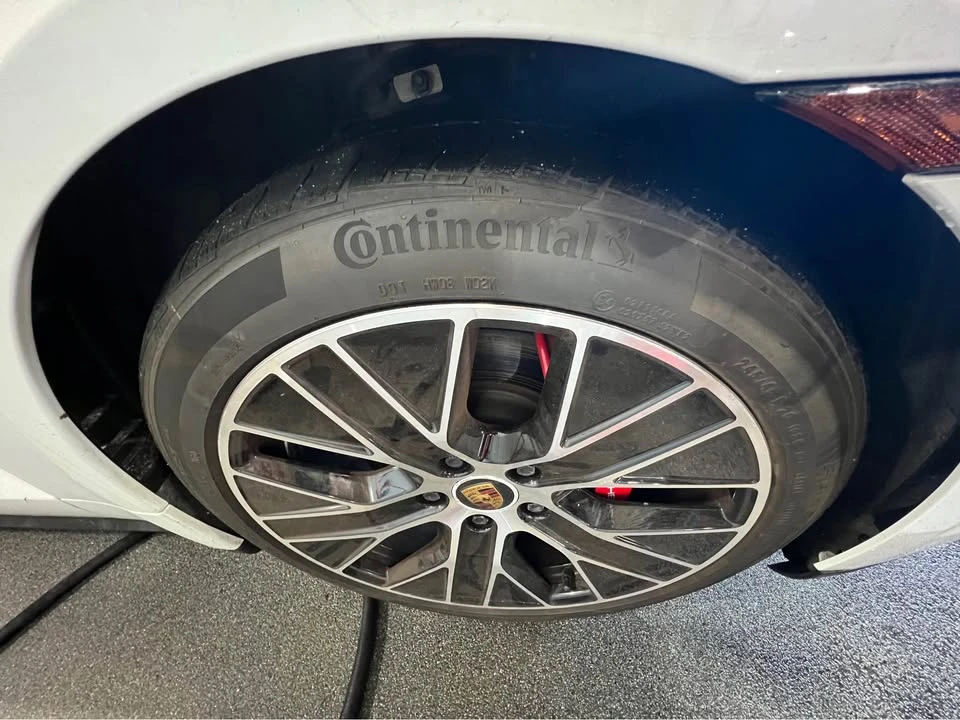 2020 Porsche Taycan - Image 13 of 13