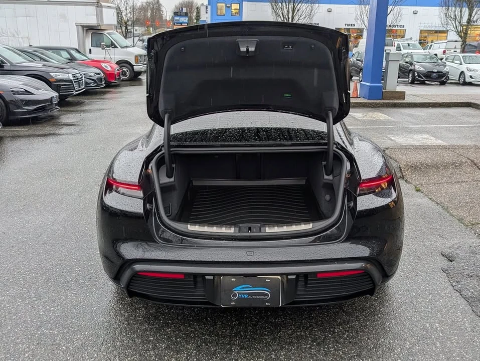 2020 Porsche Taycan - Image 8 of 20