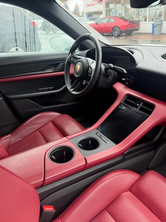 2020 Porsche Taycan 4S - Image 7 of 10