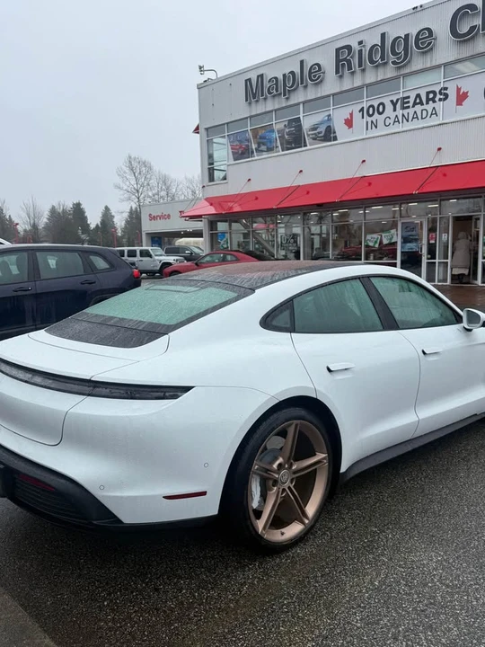 2020 Porsche Taycan 4S - Image 4 of 10