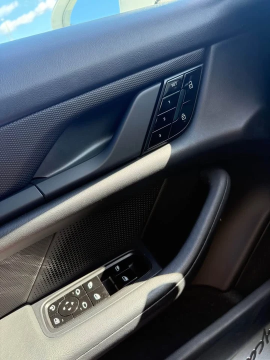2020 Porsche Taycan 4S - Image 13 of 14
