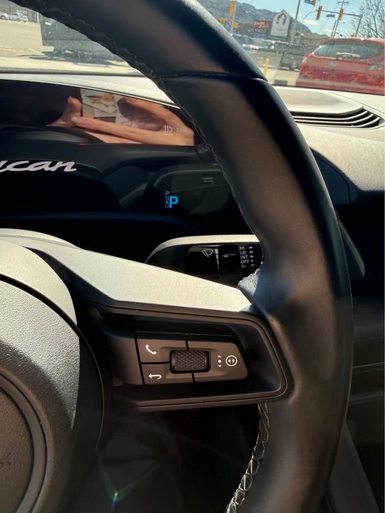 2020 Porsche Taycan 4S - Image 11 of 14