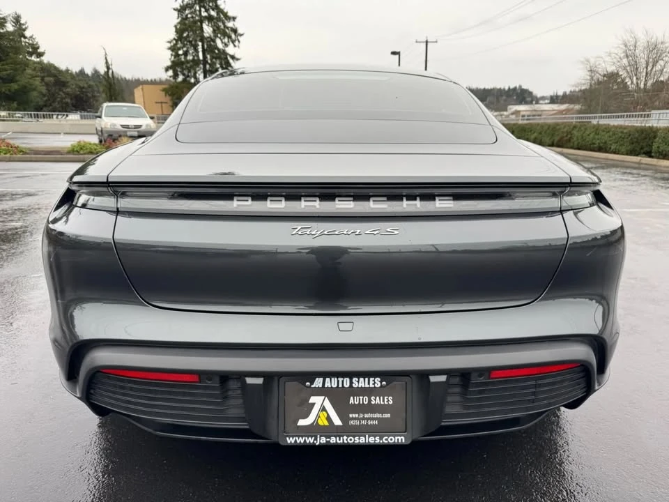 2020 Porsche Taycan 4S - Image 8 of 19