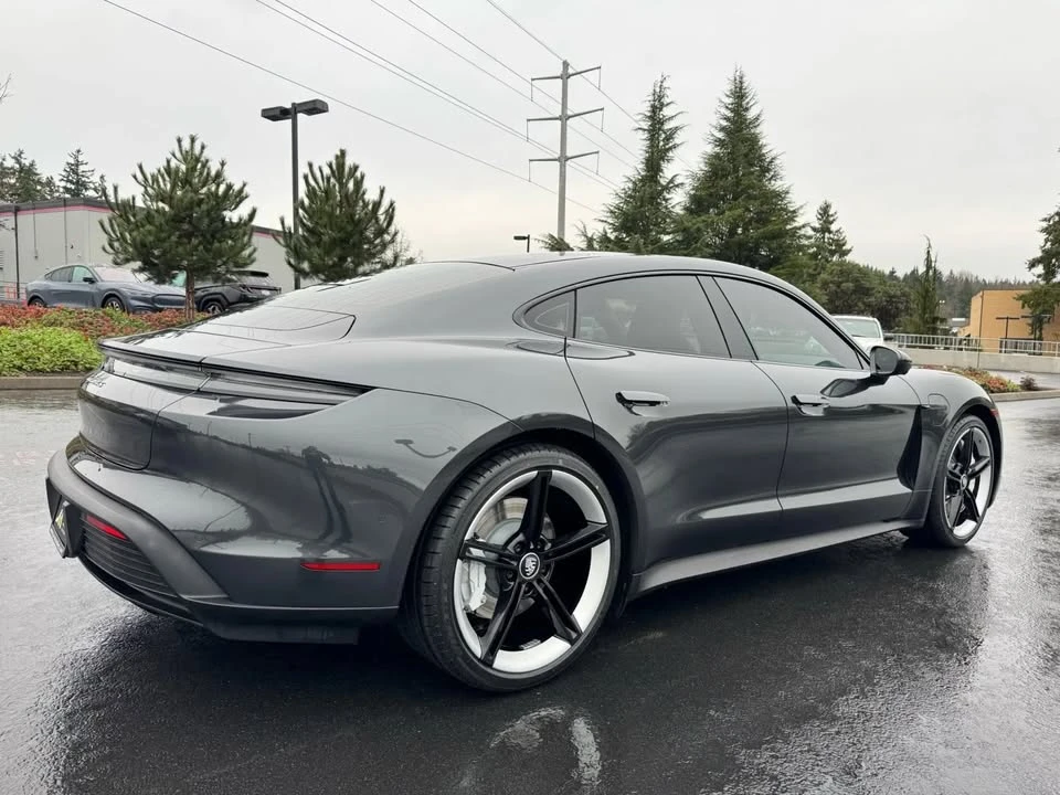 2020 Porsche Taycan 4S - Image 10 of 19