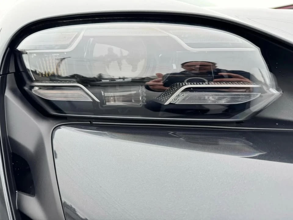 2020 Porsche Taycan 4S - Image 12 of 19