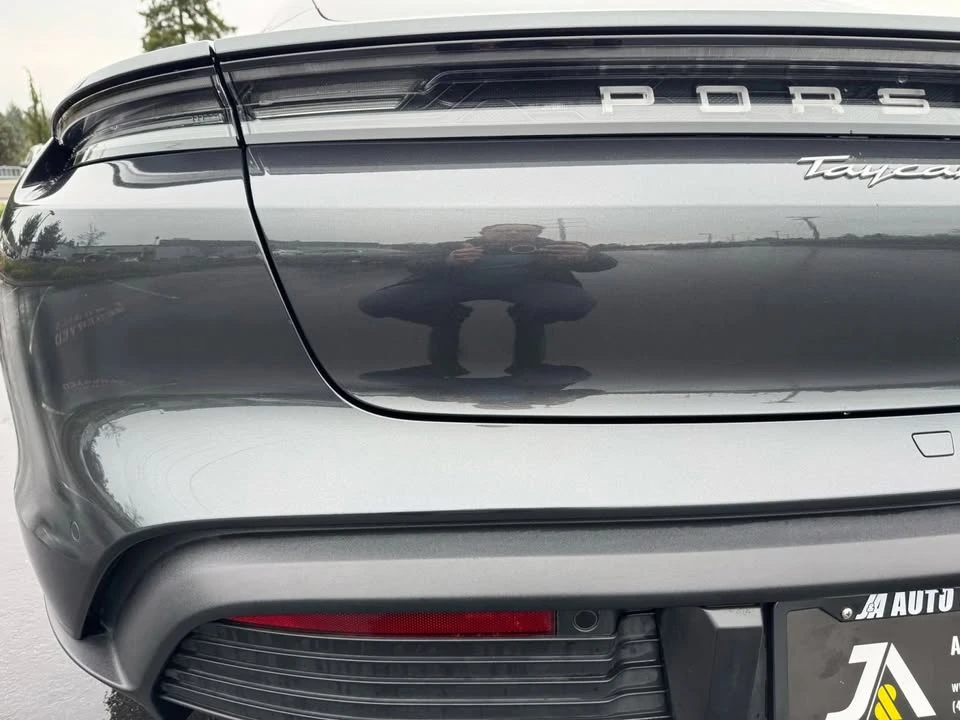 2020 Porsche Taycan 4S - Image 14 of 19