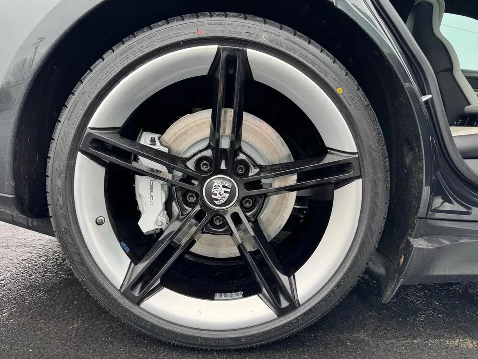 2020 Porsche Taycan 4S - Image 18 of 19
