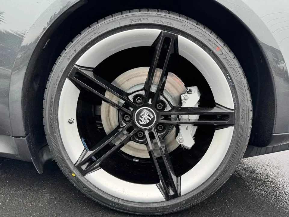 2020 Porsche Taycan 4S - Image 16 of 19