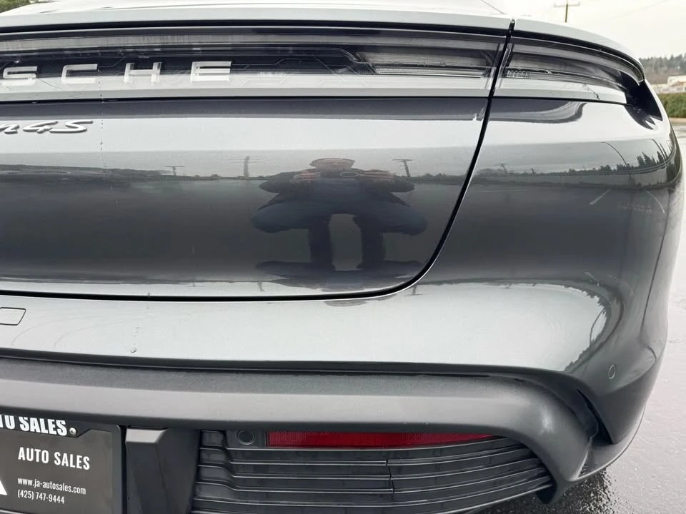 2020 Porsche Taycan 4S - Image 15 of 19
