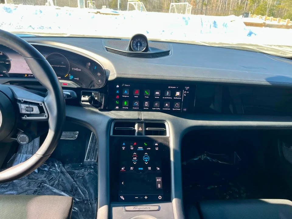 2020 Porsche Taycan - Image 11 of 20