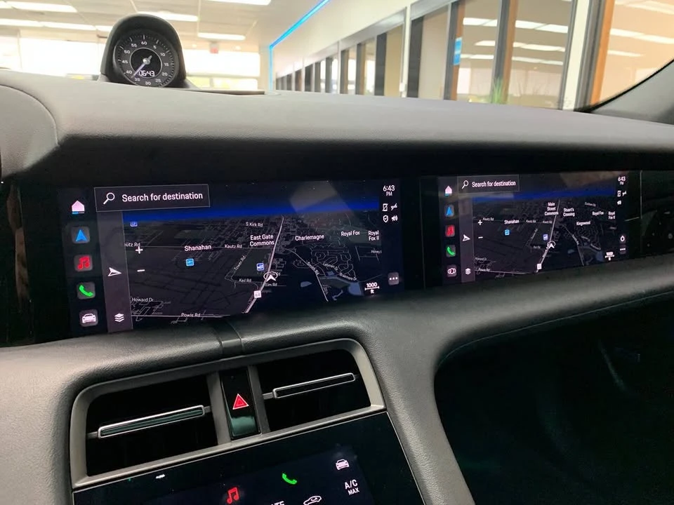 2020 Porsche Taycan - Image 16 of 20
