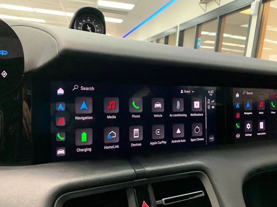 2020 Porsche Taycan - Image 18 of 20