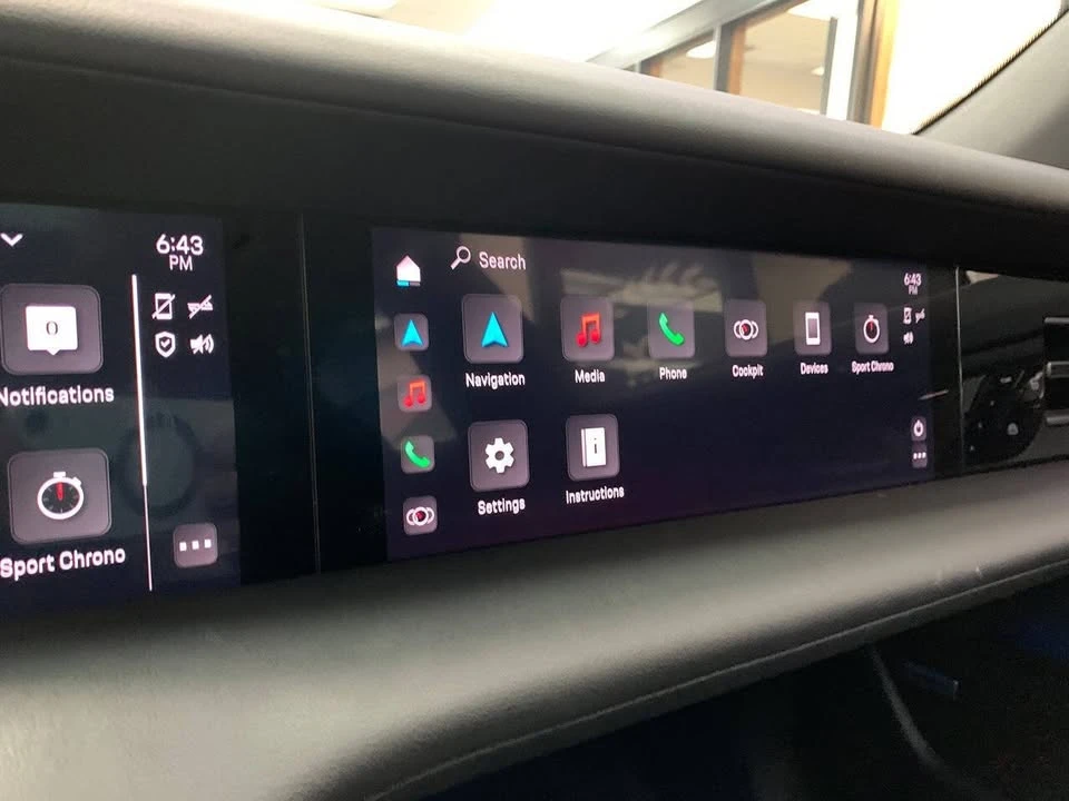 2020 Porsche Taycan - Image 17 of 20