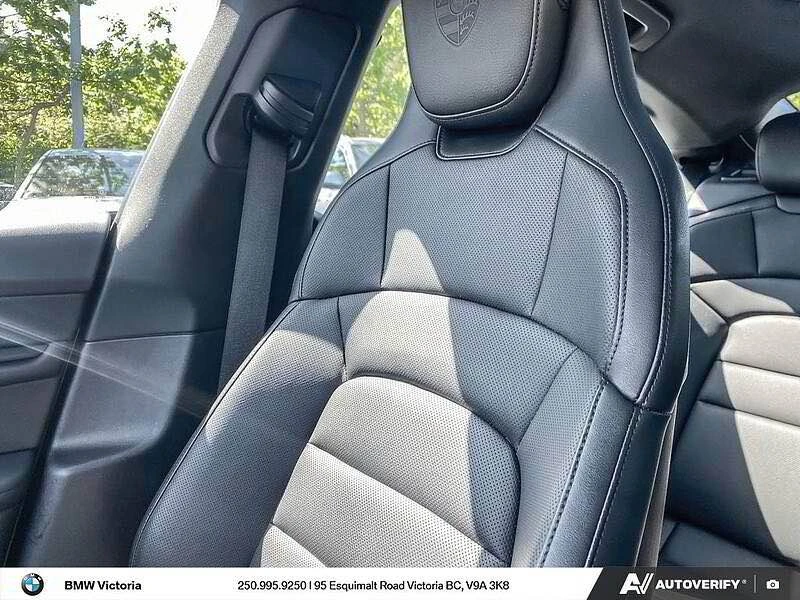 2020 Porsche Taycan - Image 12 of 15