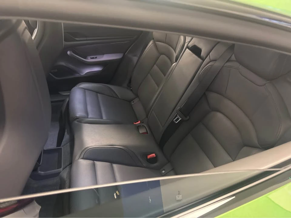 2020 Porsche Taycan 4S - Image 6 of 7