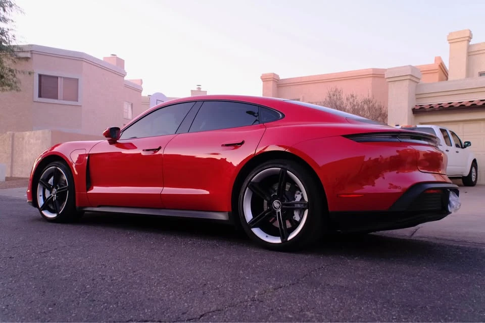 2020 Porsche Taycan 4S - Image 4 of 6
