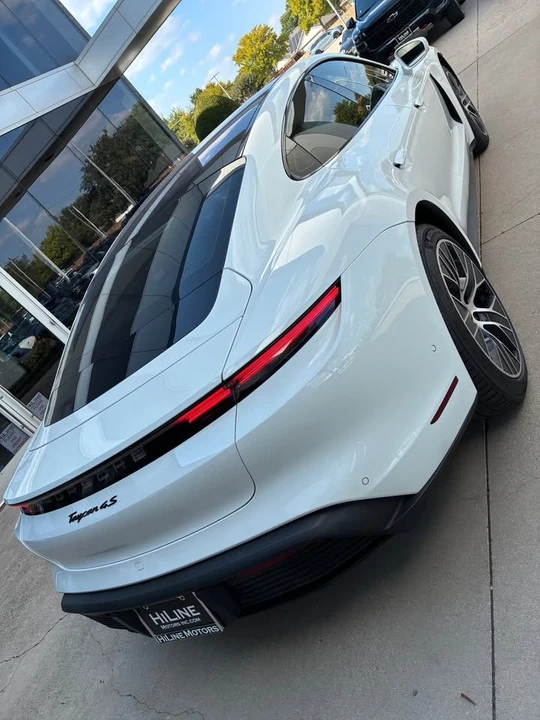2020 Porsche Taycan 4S - Image 5 of 13