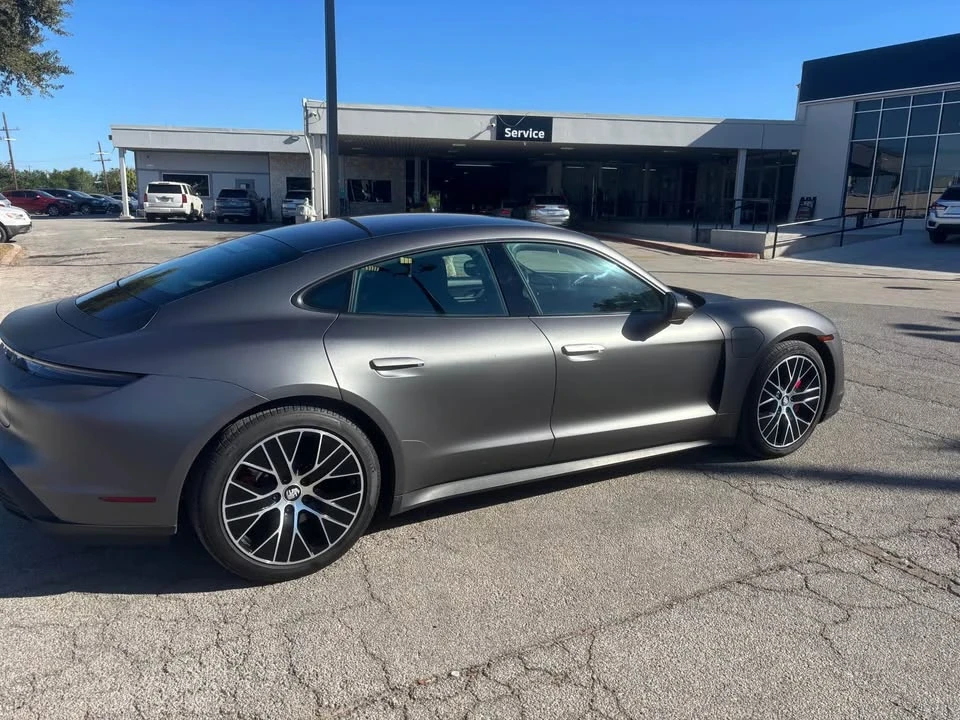2020 Porsche Taycan 4S - Image 5 of 11