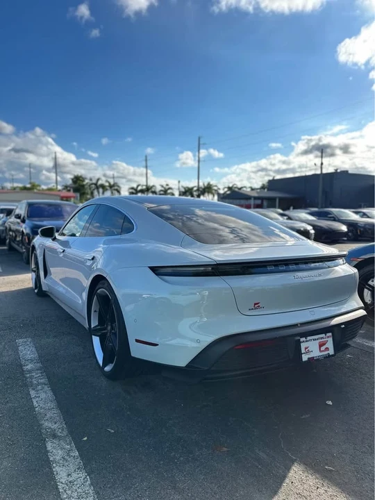 2020 Porsche Taycan 4S - Image 5 of 9