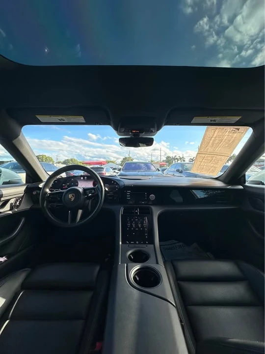 2020 Porsche Taycan 4S - Image 8 of 9