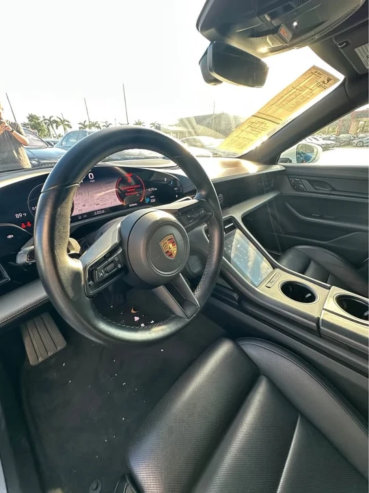 2020 Porsche Taycan 4S - Image 9 of 9