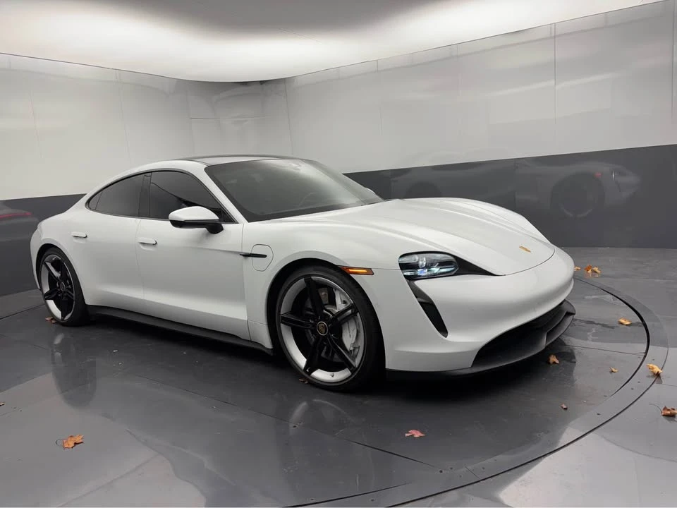 2020 Porsche Taycan 4S - Image 5 of 19