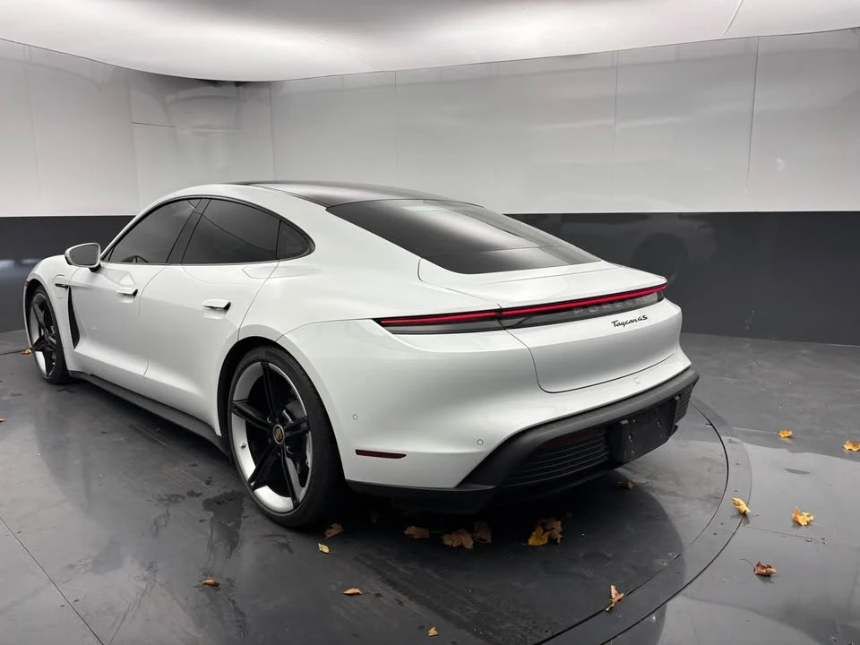 2020 Porsche Taycan 4S - Image 10 of 19