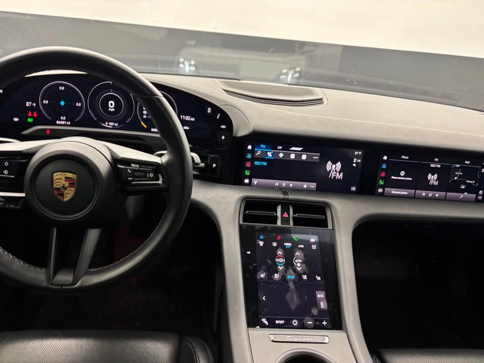 2020 Porsche Taycan 4S - Image 15 of 19