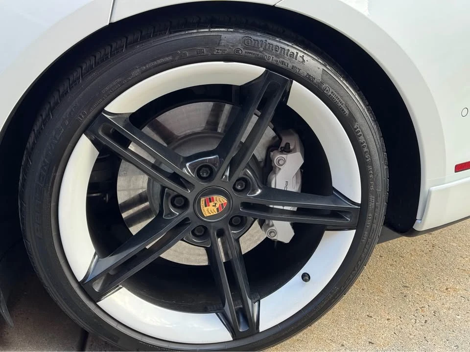 2020 Porsche Taycan 4S - Image 15 of 19