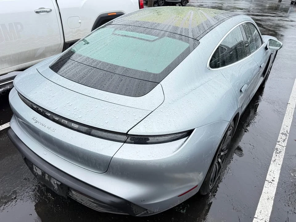 2020 Porsche Taycan 4S - Image 4 of 8