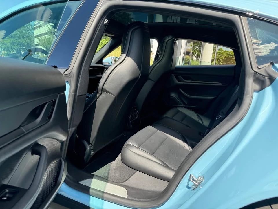 2020 Porsche Taycan 4S - Image 17 of 20