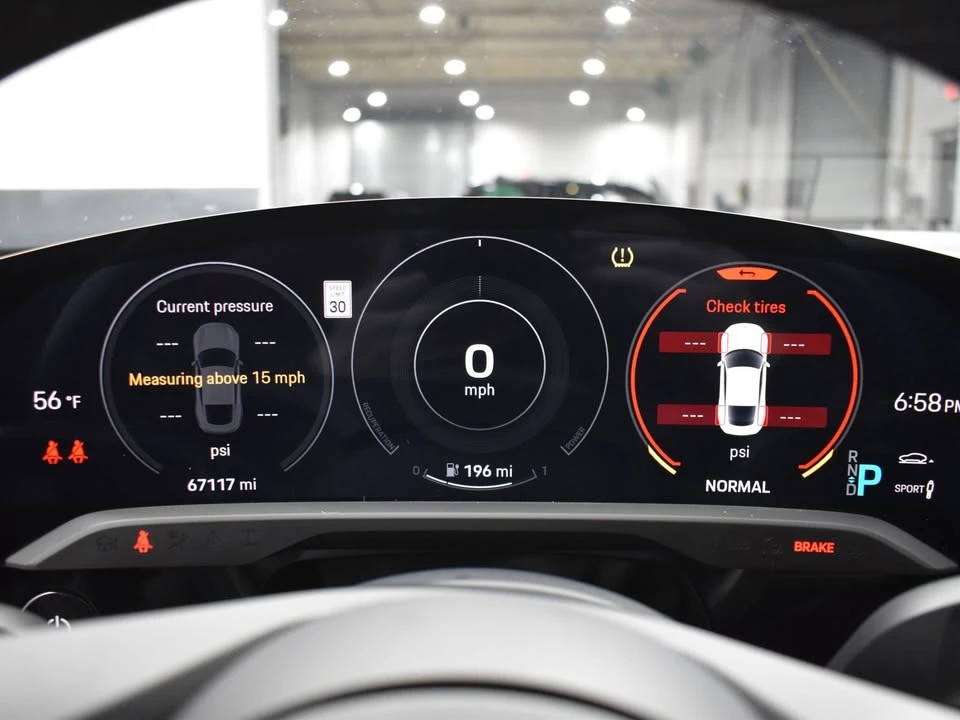 2020 Porsche Taycan 4S - Image 6 of 17