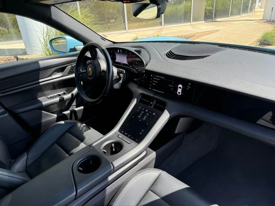 2020 Porsche Taycan 4S - Image 16 of 20