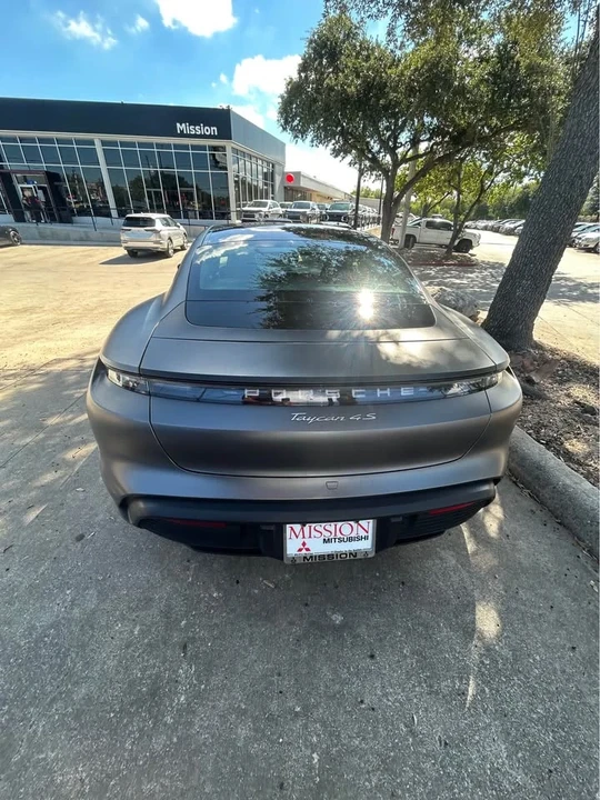 2020 Porsche Taycan 4S - Image 6 of 8