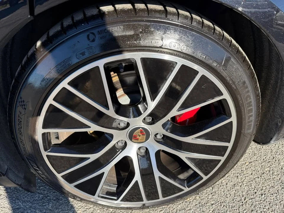 2020 Porsche Taycan 4S - Image 5 of 13