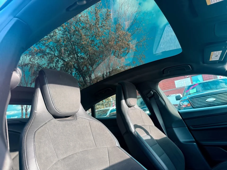 2020 Porsche Taycan 4S - Image 16 of 19