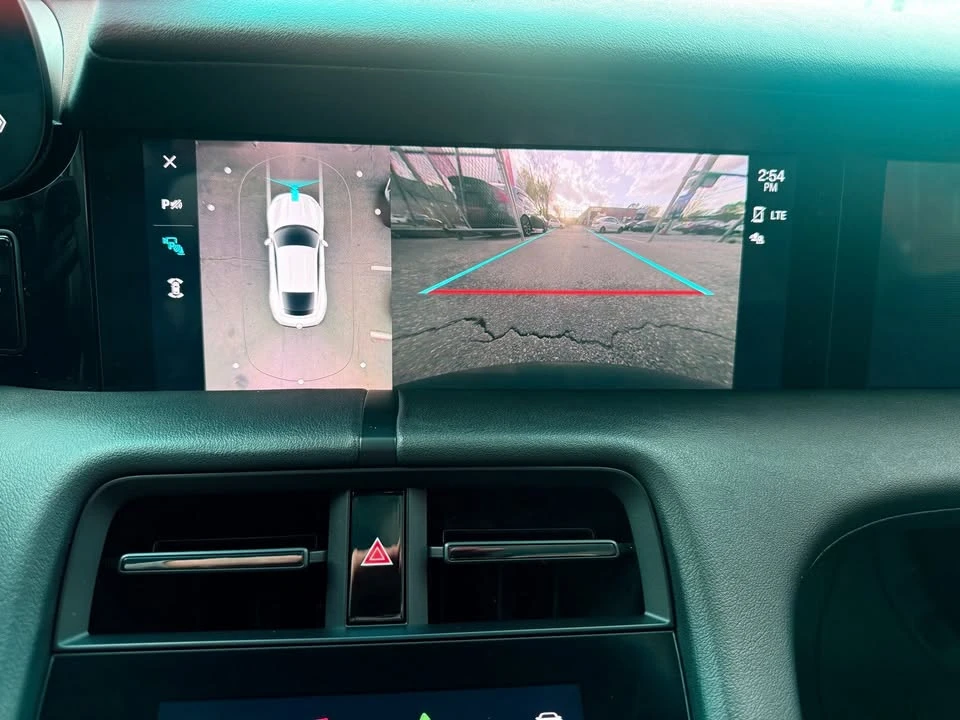 2020 Porsche Taycan 4S - Image 12 of 18