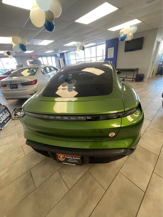 2020 Porsche Taycan 4S - Image 5 of 5