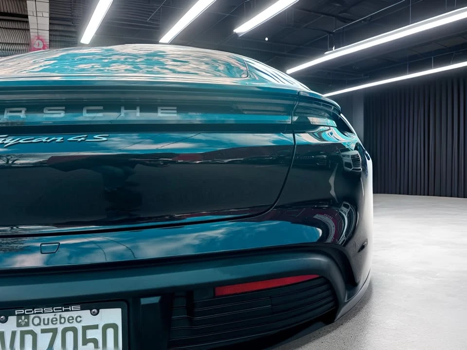 2020 Porsche Taycan 4S - Image 8 of 20