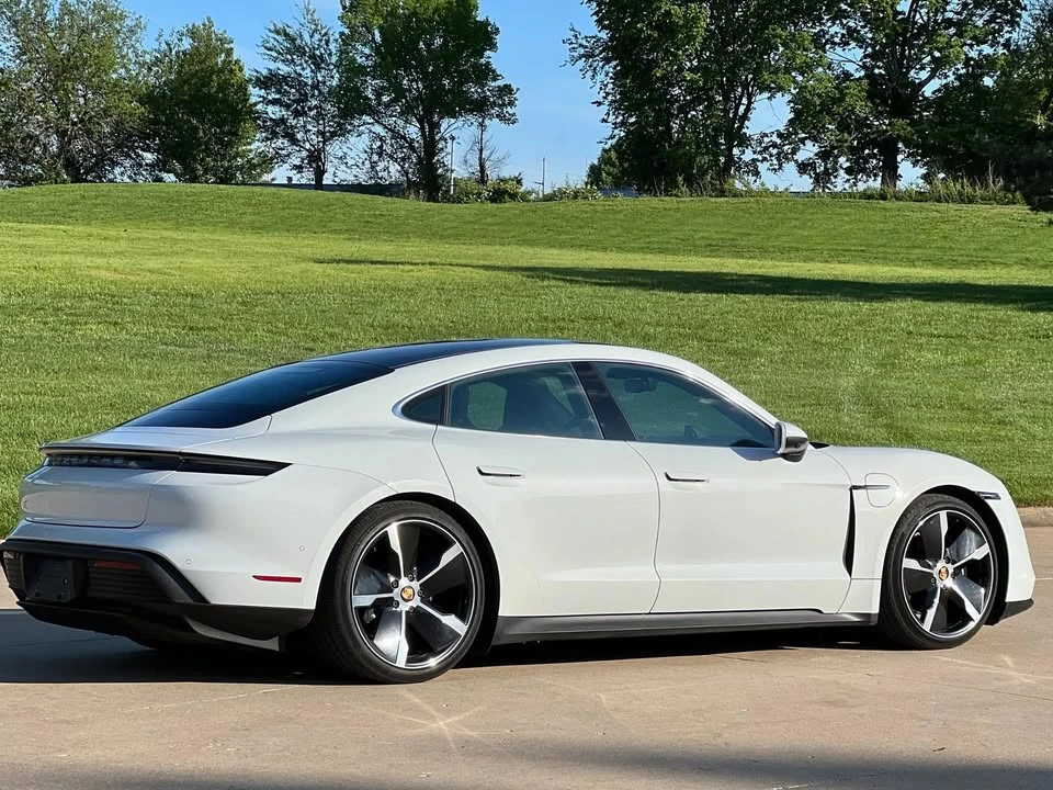 2020 Porsche Taycan 4S - Image 6 of 20