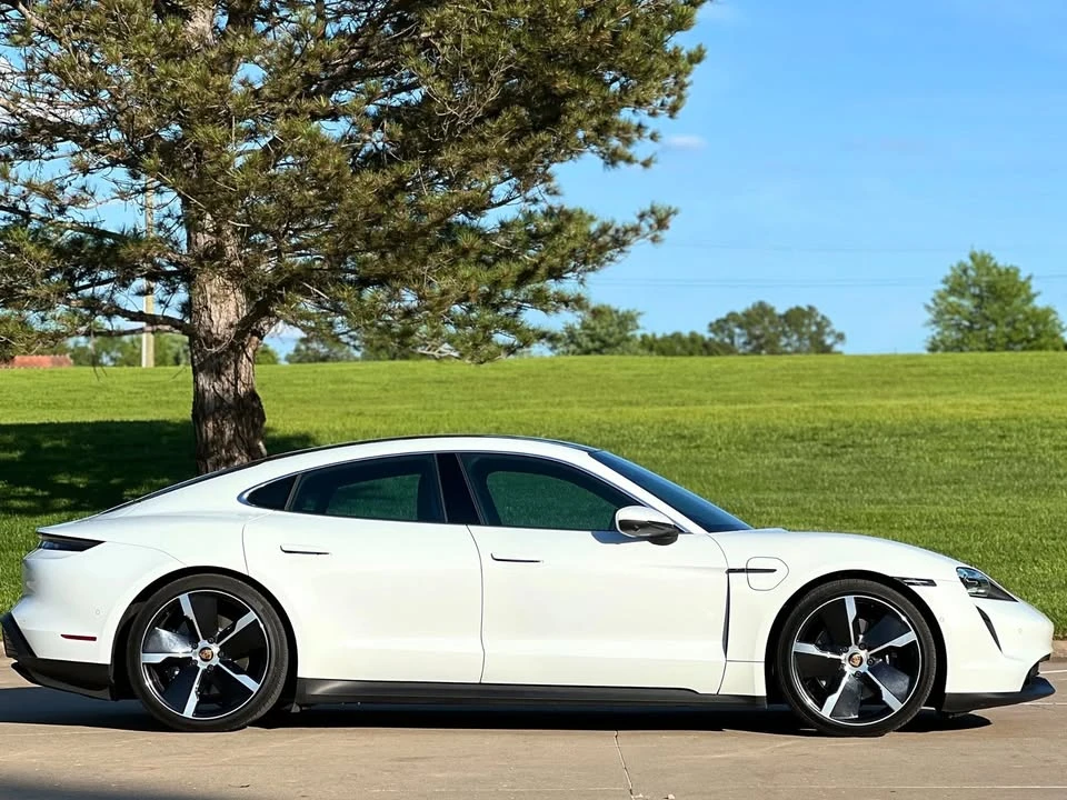 2020 Porsche Taycan 4S - Image 7 of 20