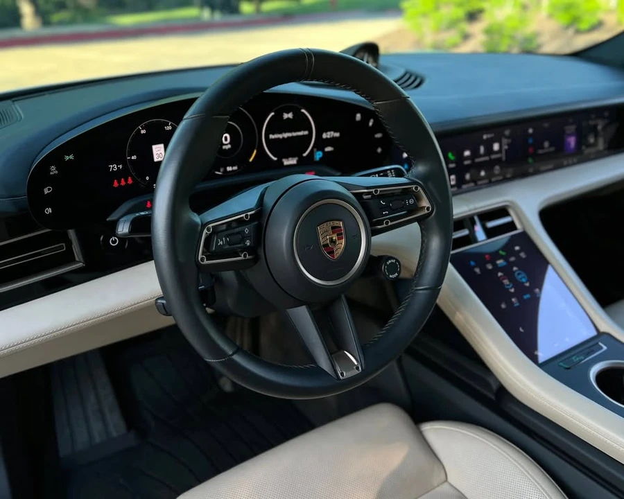 2020 Porsche Taycan 4S - Image 8 of 20