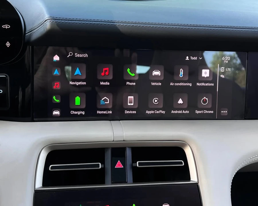 2020 Porsche Taycan 4S - Image 14 of 20