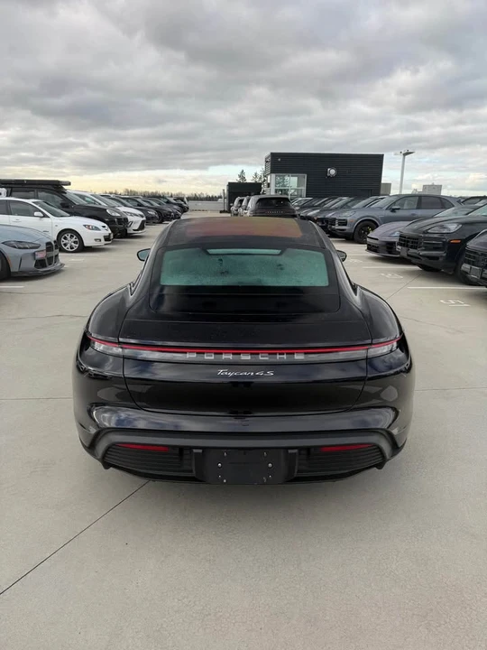 2020 Porsche Taycan 4S - Image 5 of 9